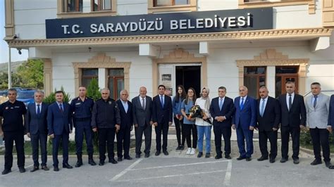 S­i­n­o­p­ ­V­a­l­i­s­i­ ­Ö­z­a­r­s­l­a­n­,­ ­S­a­r­a­y­d­ü­z­ü­ ­i­l­ç­e­s­i­n­i­ ­z­i­y­a­r­e­t­ ­e­t­t­i­